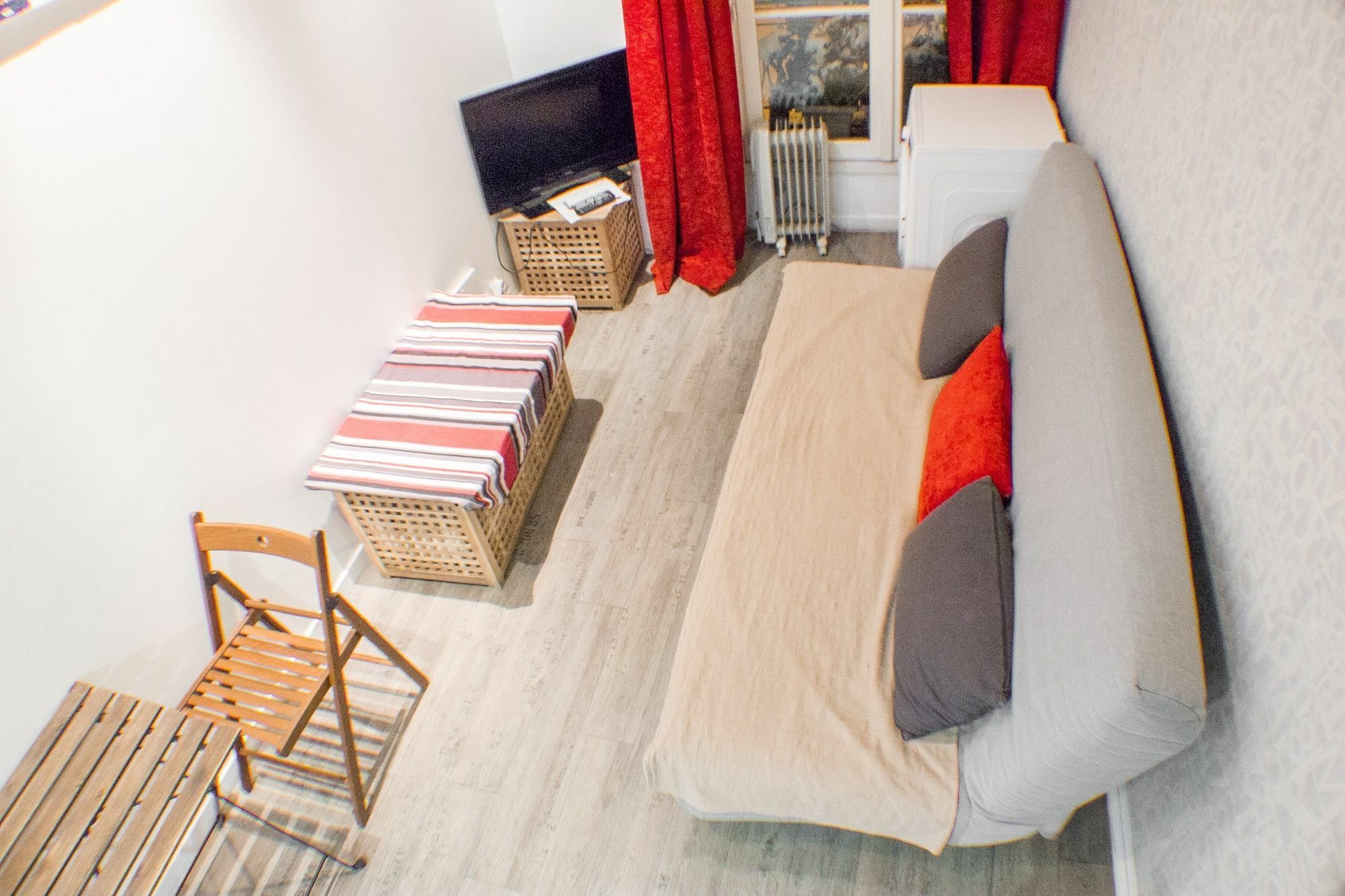 Studio Petit Pompidou Párizs Kültér fotó